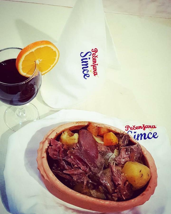 Konaciste Simce Bed and Breakfast Kraljevo Exteriör bild