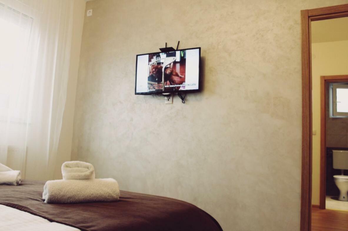 Konaciste Simce Bed and Breakfast Kraljevo Exteriör bild