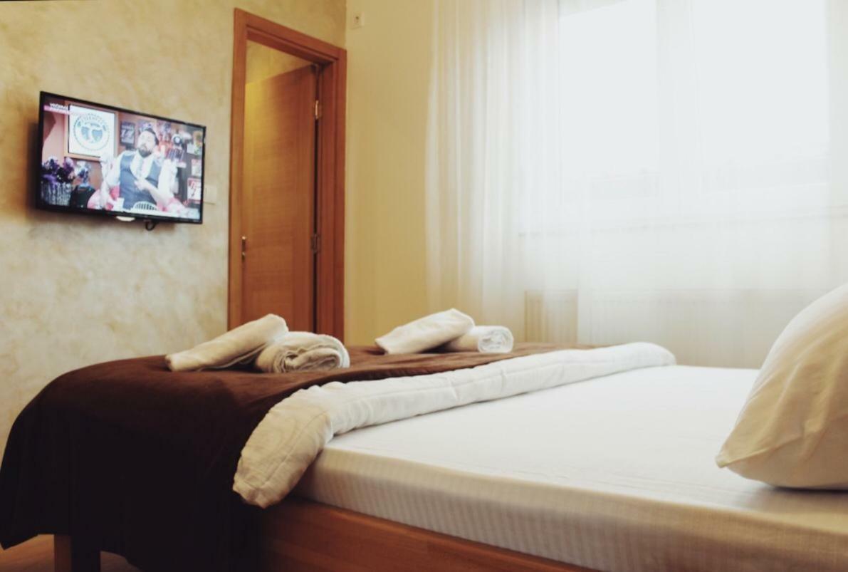 Konaciste Simce Bed and Breakfast Kraljevo Exteriör bild